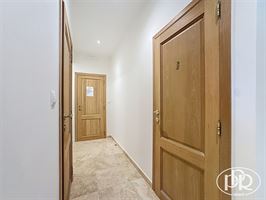Ensemble immobilier polyvalent, parkings - WAVRE