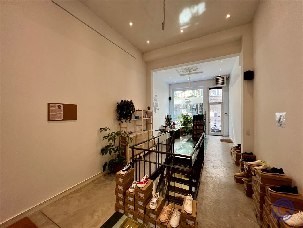 Winkelruimte ca. 160m² in karaktervol gebouw! 