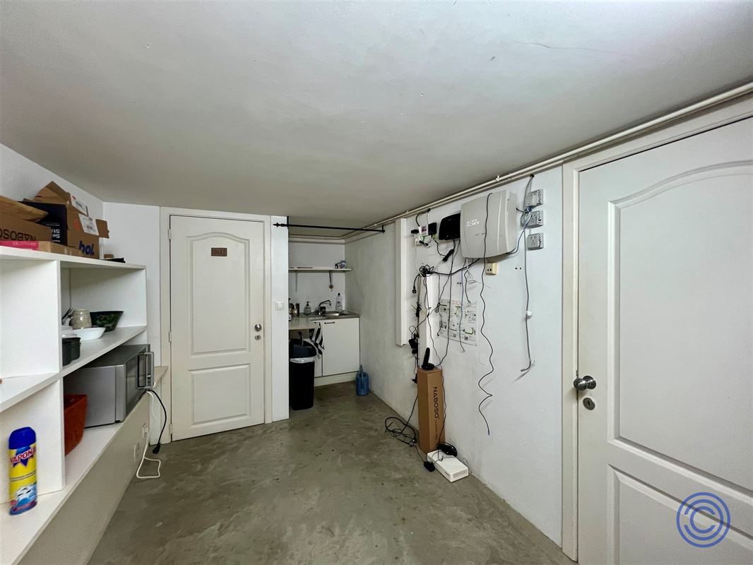 Winkelruimte ca. 160m² in karaktervol gebouw! 