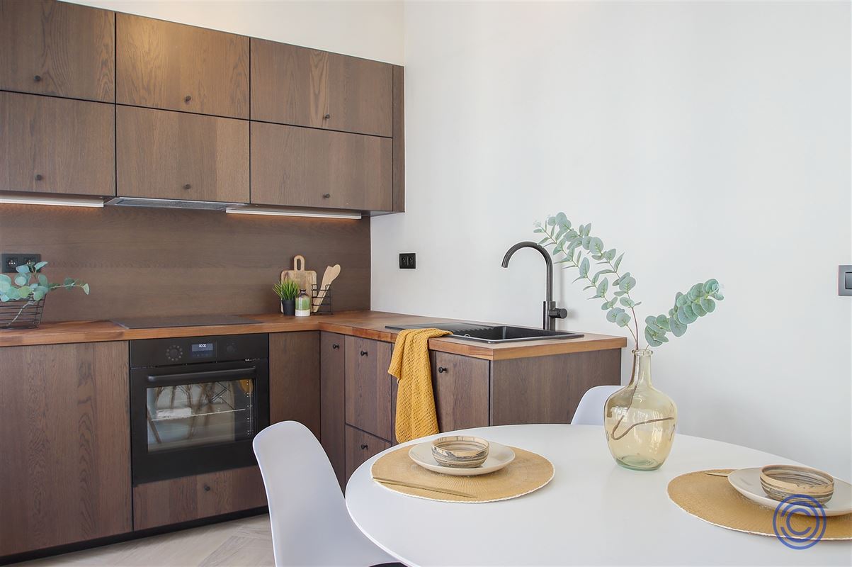 Volledig gerenoveerd 1-slpk appartement middenin de Universiteitsbuurt!