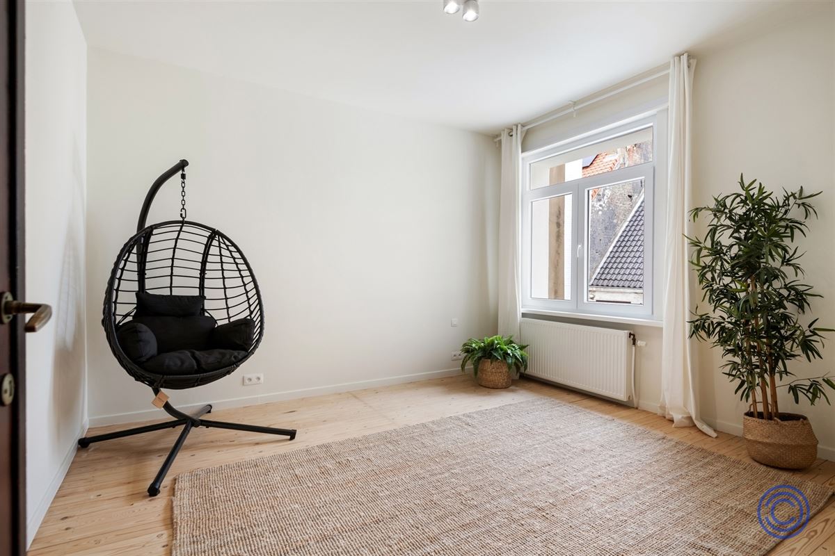 Prachtig gerenoveerd appartement met groen uitzicht!