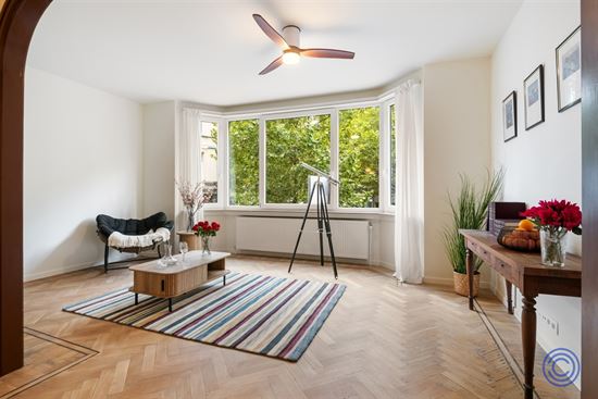 Uitzonderlijk mooi en 100% gerenoveerd appartement!