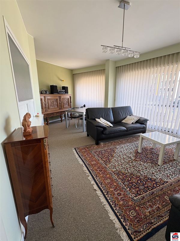 Appartement non meublé de 2 chambres sur le front de mer
