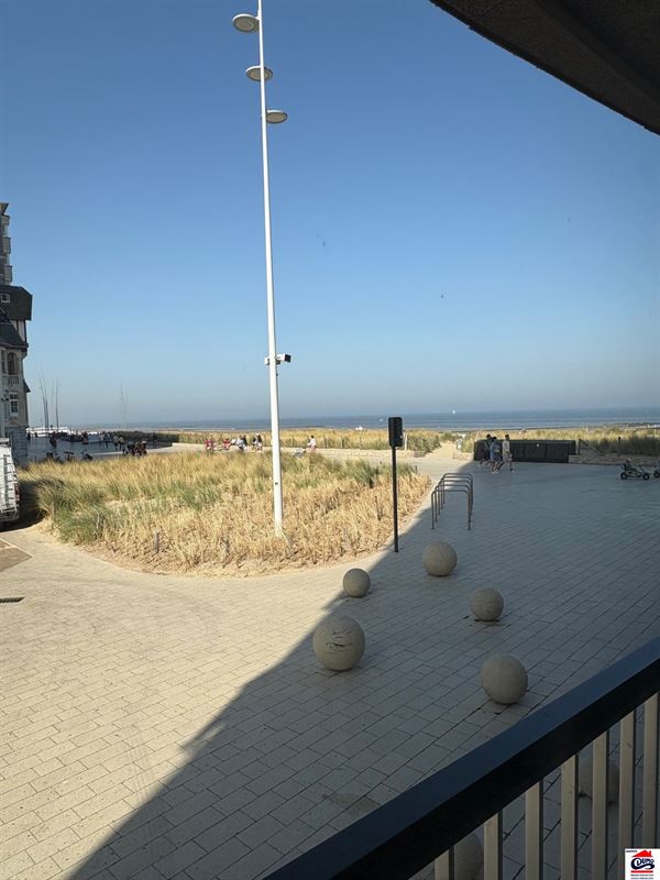 Appartement non meublé de 2 chambres sur le front de mer