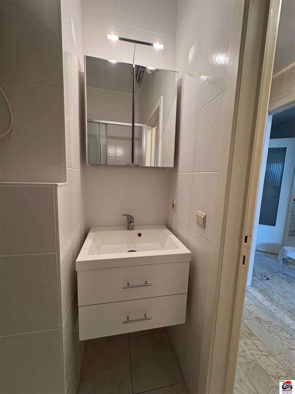 Appartement non meublé de 2 chambres sur le front de mer