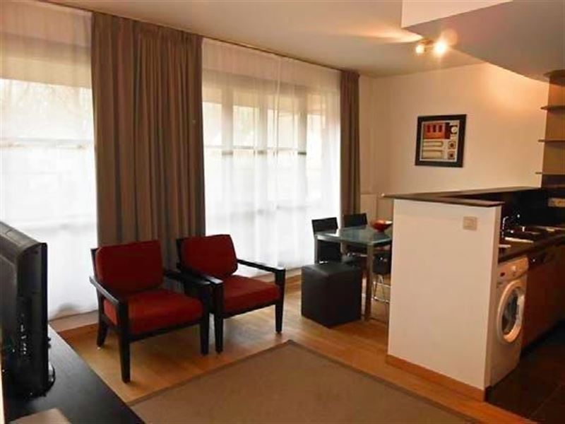 Modern apartement near Woluwé park 