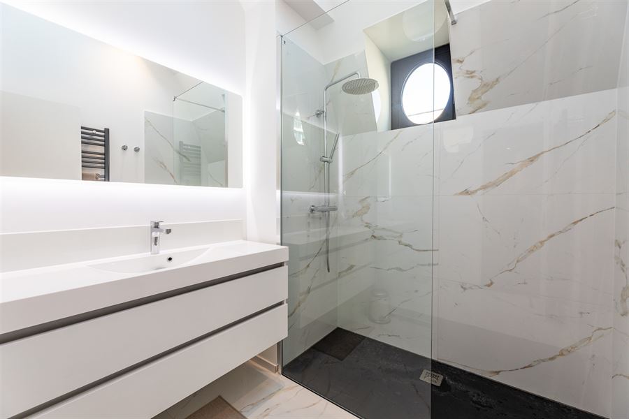 Furnished duplex in Châtelain
