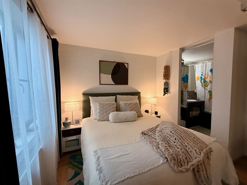 Apt 1 ch avec bureau au cœur du Quartier Congrès