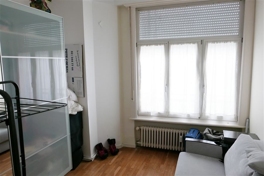 2 bedroom apartment near the Ixelles lakes