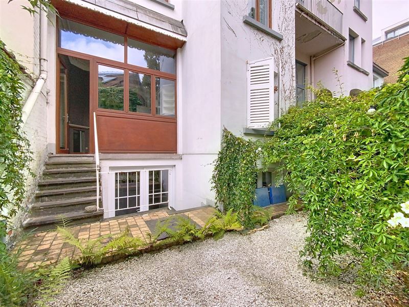 Apartment with terrace