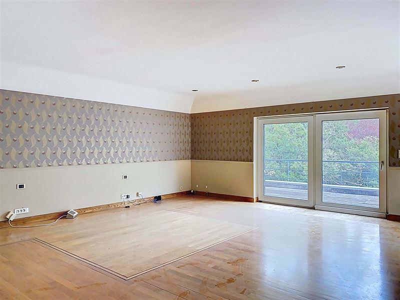 Prince Orange spacious 6 bedroom villa with swimming pool