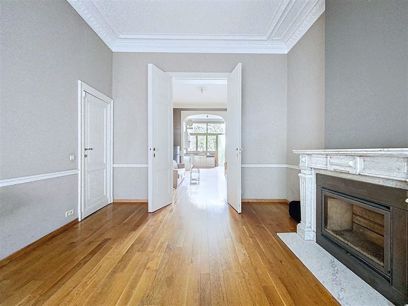 Apartment with terrace