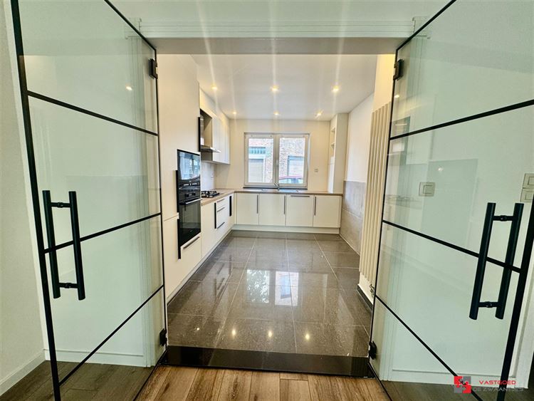 Foto 4 : Huis te 2660 HOBOKEN (België) - Prijs € 345.000