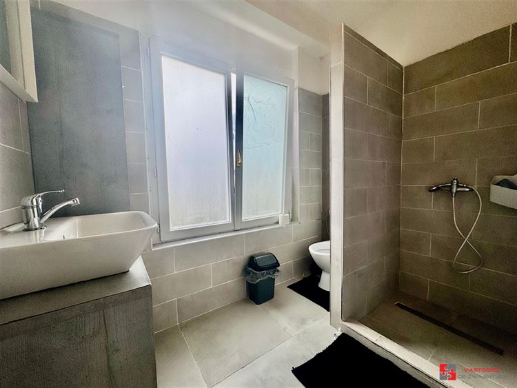 Foto 9 : Bel-etage te 2660 HOBOKEN (België) - Prijs € 369.000