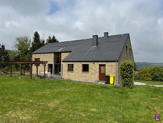 Étonnante maison 4 chambres avec piscine intérieure