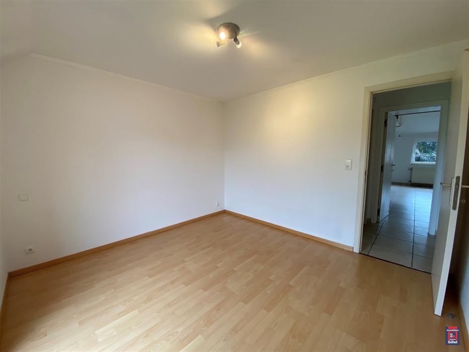 Appartement au premier étage dans un bel environnement 