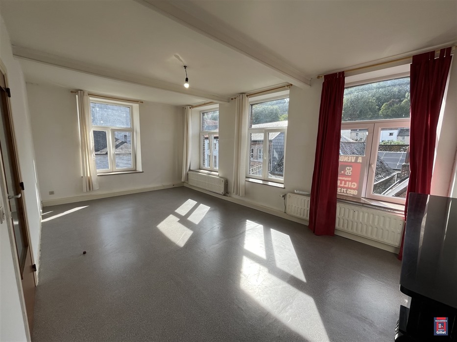 Bel appartement DUPLEX avec combles emménageables