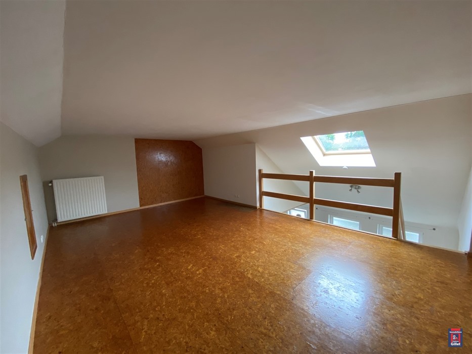 Appartement au premier étage dans un bel environnement 