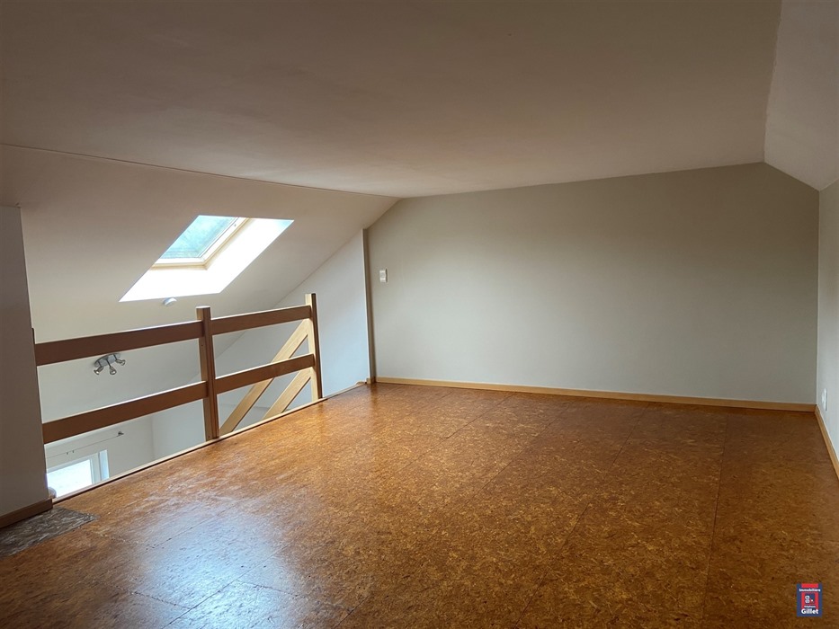 Appartement au premier étage dans un bel environnement 
