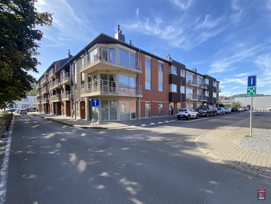 Appartement 1 chambre, à proximité des commerces et du centre ville.
