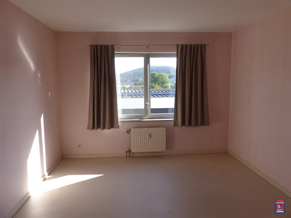 Appartement 2 chambres en centre-ville avec garage
