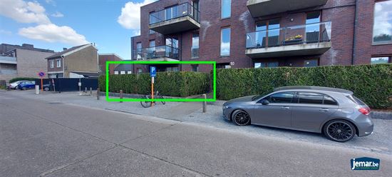 Gelijkvloers appartement met tuintje