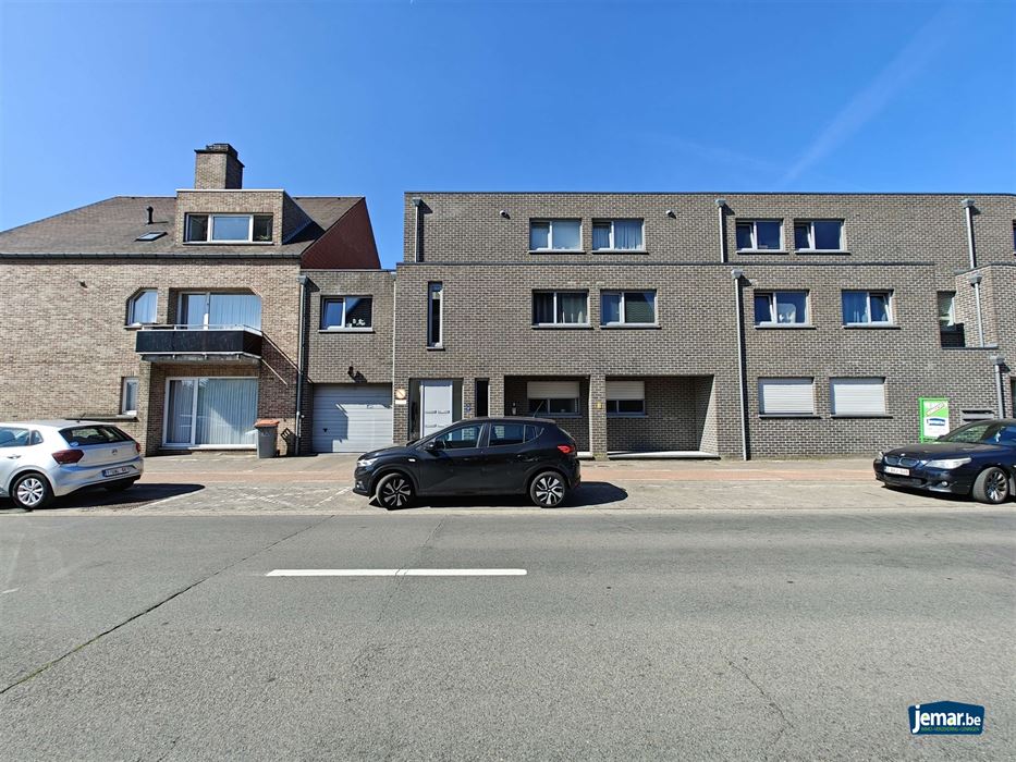 éénslaapkamerappertement met parking + berging in de kelder 