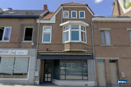 Gerenoveerd pand met 5 slpk. en stadstuin in het centrum van Lanaken