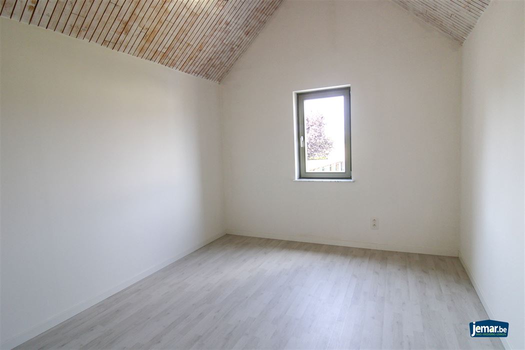 Instapklare, gerenoveerde woning met 3 slaapkamers in Kotem/Maasmechelen!