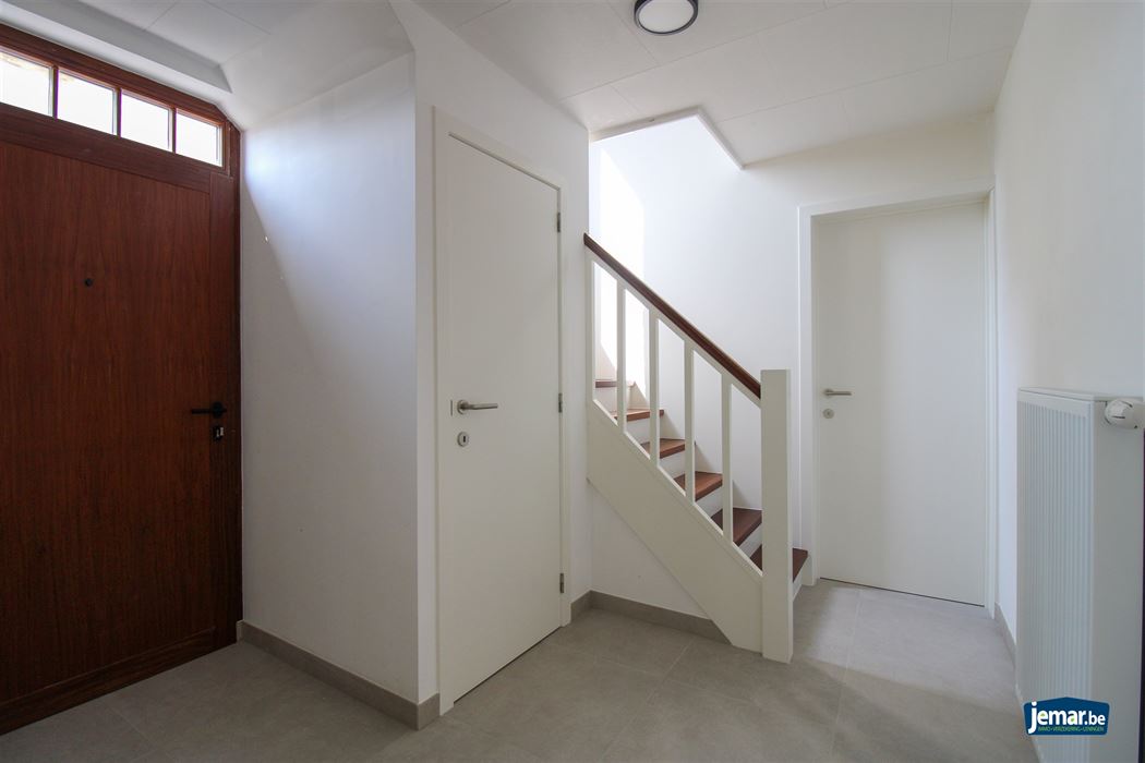 Instapklare, gerenoveerde woning met 3 slaapkamers in Kotem/Maasmechelen!