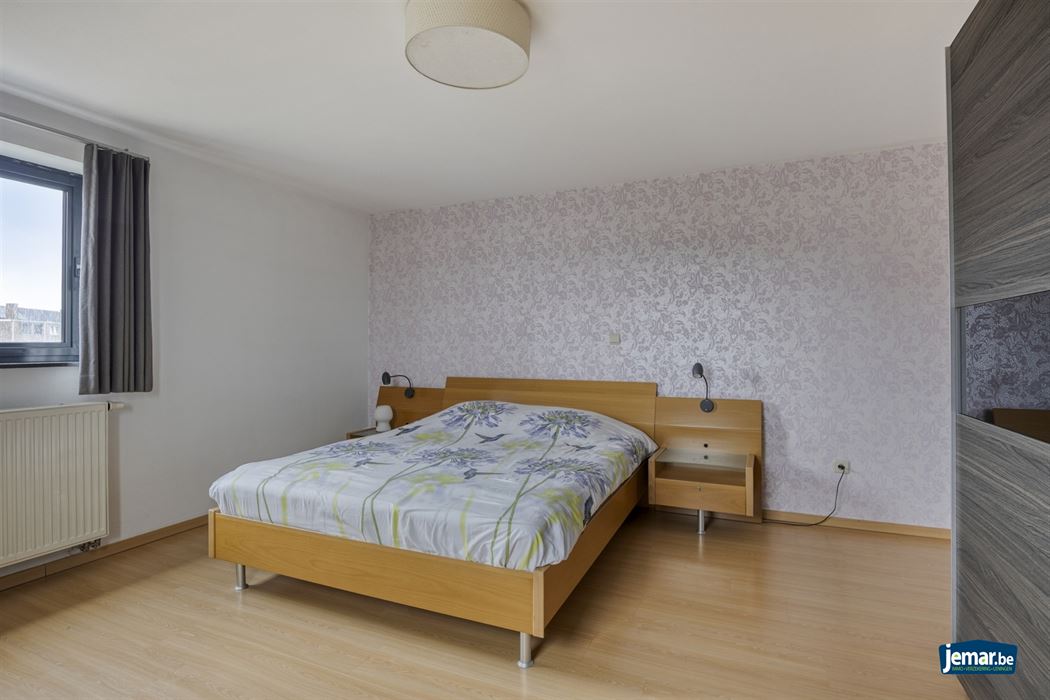 Ruime gezinswoning met 4 slaapkamers en 2 badkamers