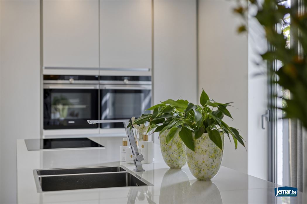 Ruime gezinswoning met 4 slaapkamers en 2 badkamers