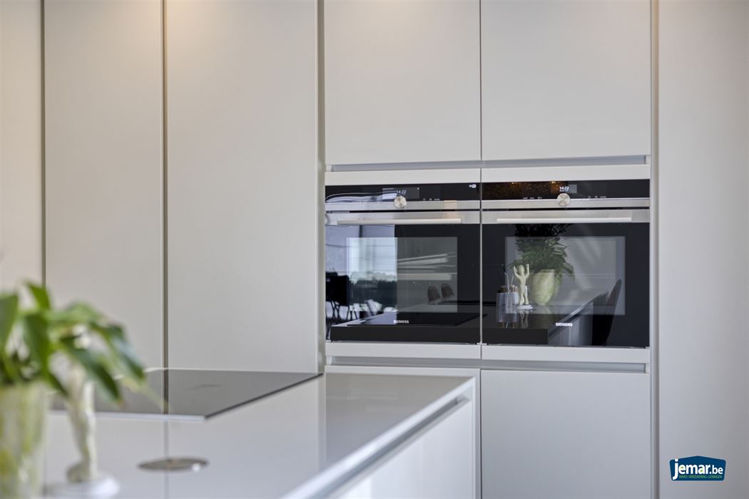 Ruime gezinswoning met 4 slaapkamers en 2 badkamers