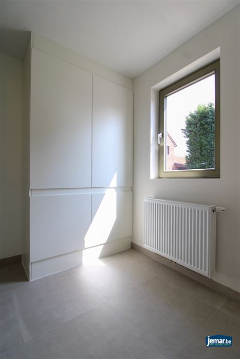 Instapklare, gerenoveerde woning met 3 slaapkamers in Kotem/Maasmechelen!