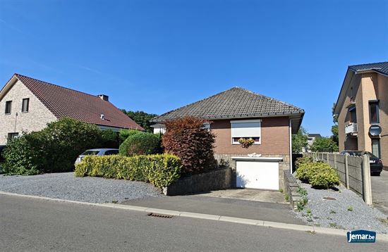 Te renoveren vrijstaande woning met 2 slaapkamers 