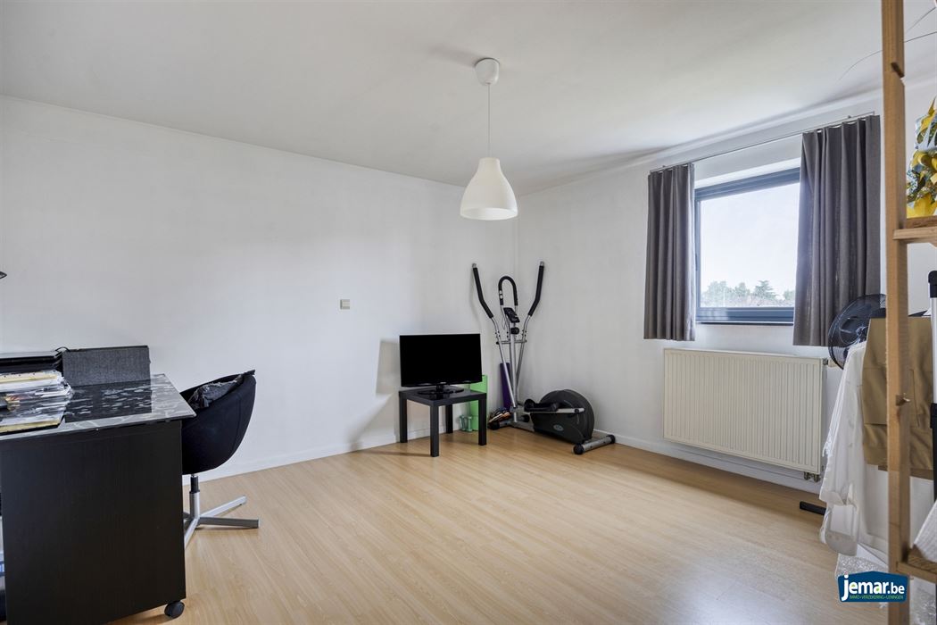 Ruime gezinswoning met 4 slaapkamers en 2 badkamers