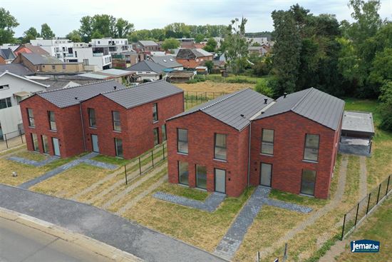Nieuwbouwwoningen gelegen aan de Weg naar Zutendaal. 6% BTW mogelijk!!!