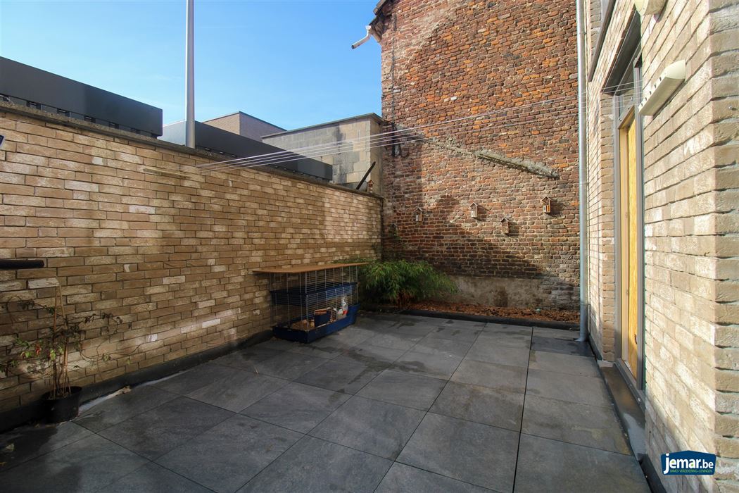 gelijkvloers appartement met 1 slaapkamer en ruim terras in Maasmechelen!