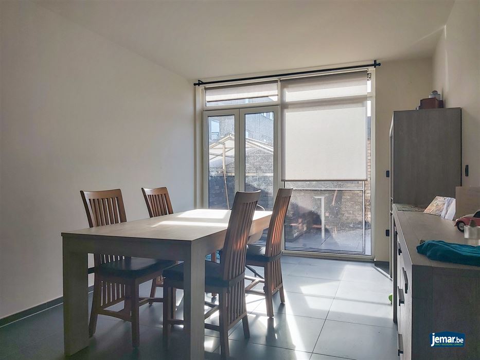 gelijkvloers appartement met 1 slaapkamer en ruim terras in Maasmechelen!