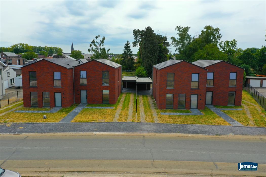 4 nieuwbouwwoningen met tuin. 6% BTW mogelijk!!!