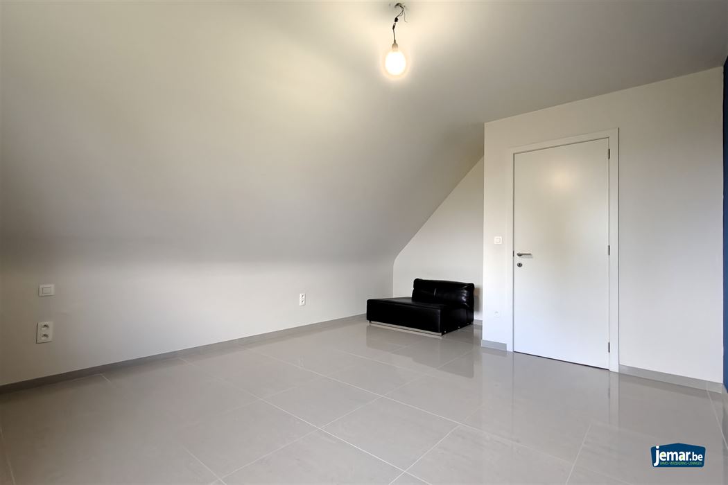 Ruime duplex (197m²) in een residentiële woonwijk te Munsterbilzen