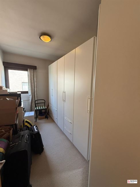 Appartement met tuin en garage 