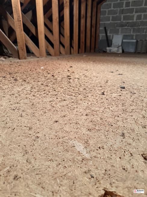 Appartement met tuin en garage 