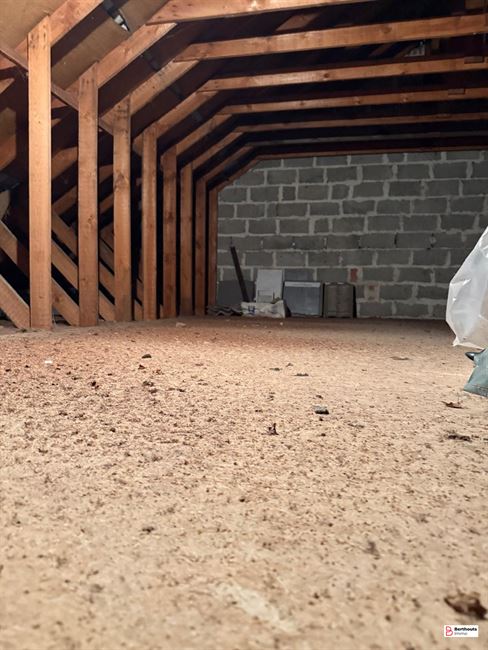 Appartement met tuin en garage 
