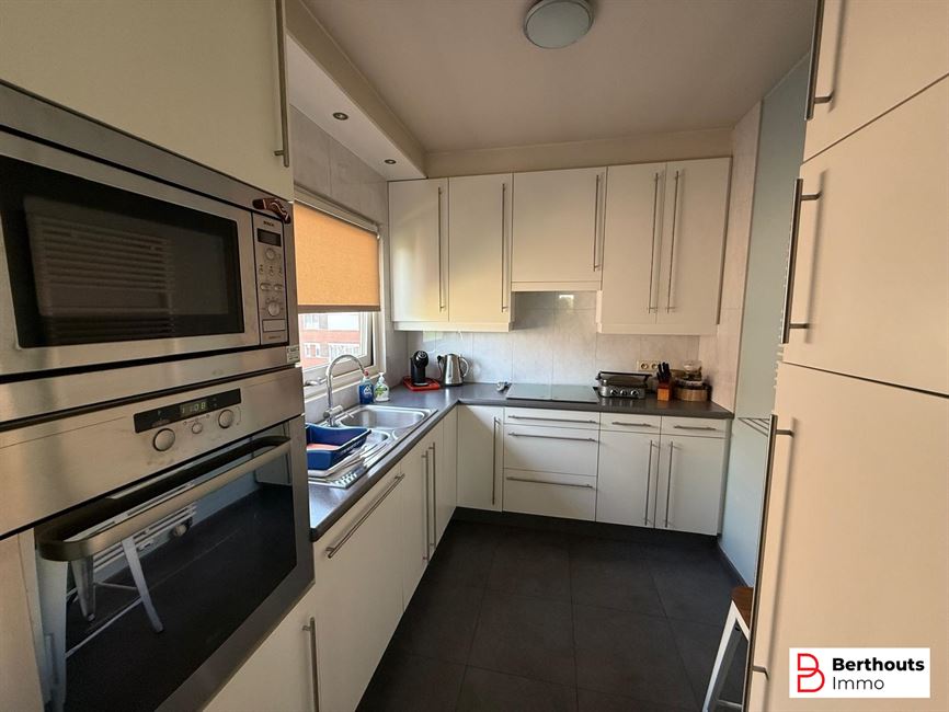 Appartement met tuin en garage 