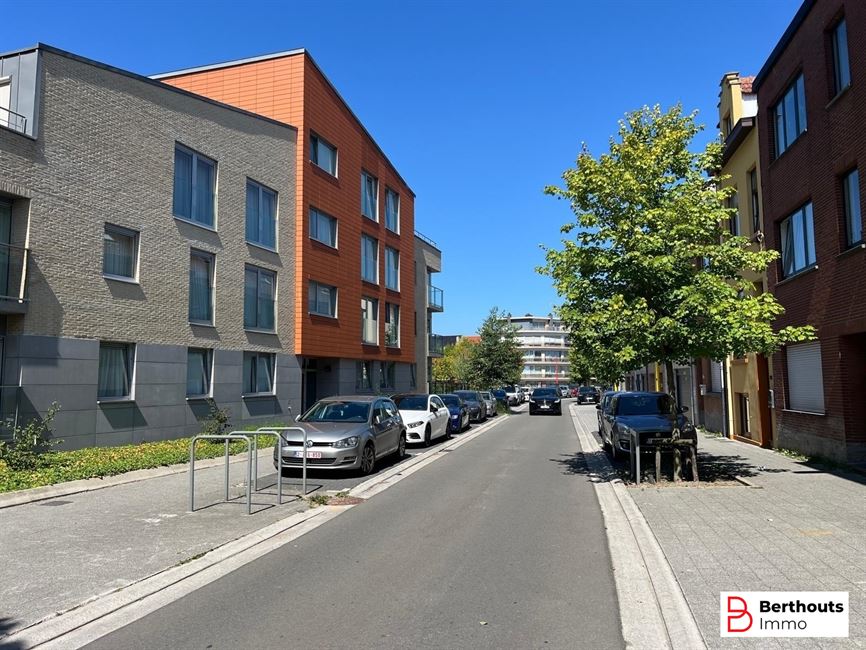 Ruime woning met 5 SLAAPKAMERS 