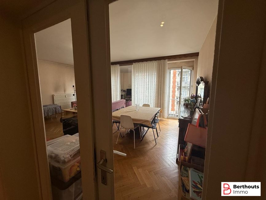 CENTRAAL GELEGEN APPARTEMENT 2 SLAAPKAMERS 