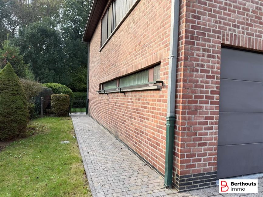 MODERNE VILLA IN TOPBUURT!