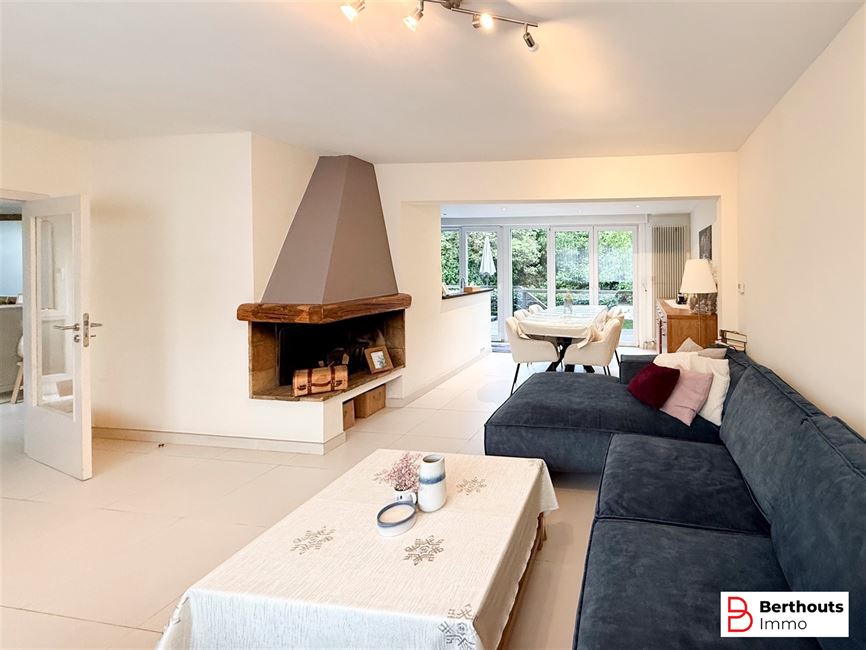 iNSTAPKLARE 3- GEVEL WONING MET GEZELLIGE TUIN
