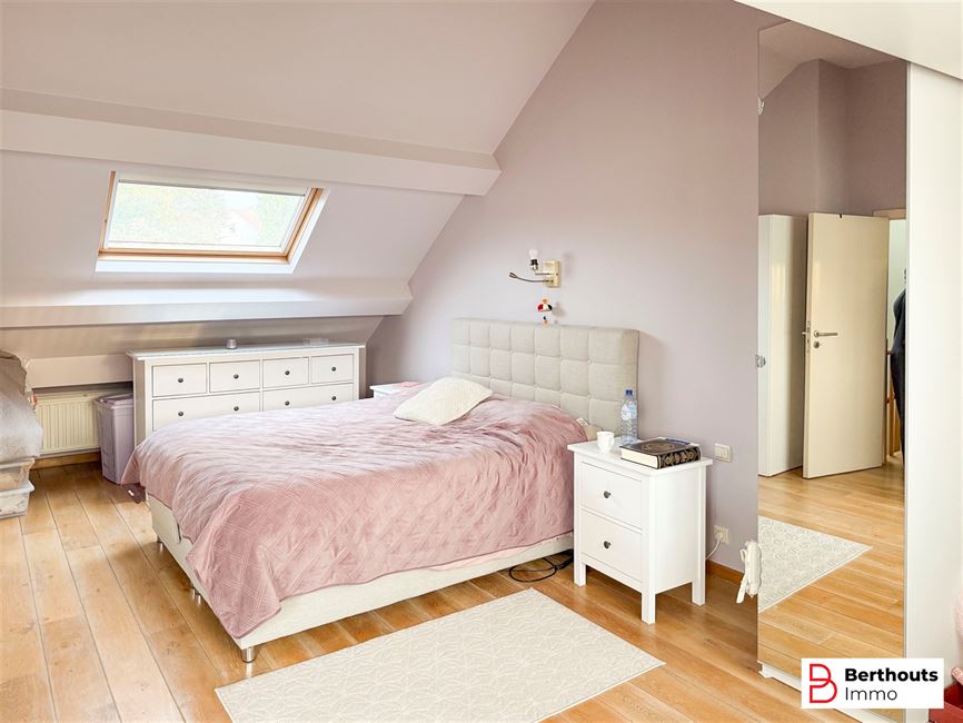 iNSTAPKLARE 3- GEVEL WONING MET GEZELLIGE TUIN